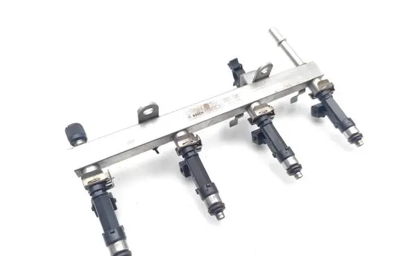 Opel Astra J Fuel injectors set 55565971 0280151247