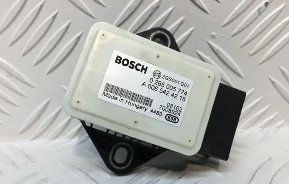 Mercedes-Benz Sprinter W906 ESP acceleration yaw rate sensor A0065424218
