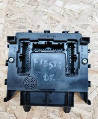 Ford Fiesta Fuse module YS6T14K150AB 65GF70002
