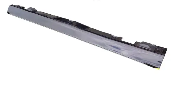 Front sill trim cover