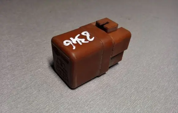 Nissan X-Trail T30 Other relay 25230-79964 21028B