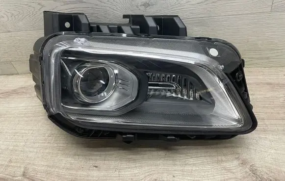 Hyundai Kona I Headlight/headlamp 92102J9100