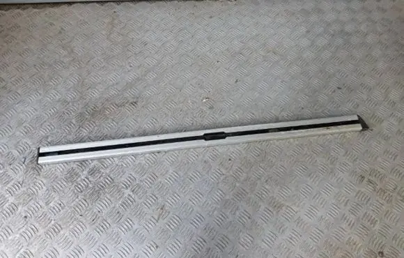 Skoda Superb B6 (3T) Other trunk/boot trim element 3T9863555A 0000675 076320000300