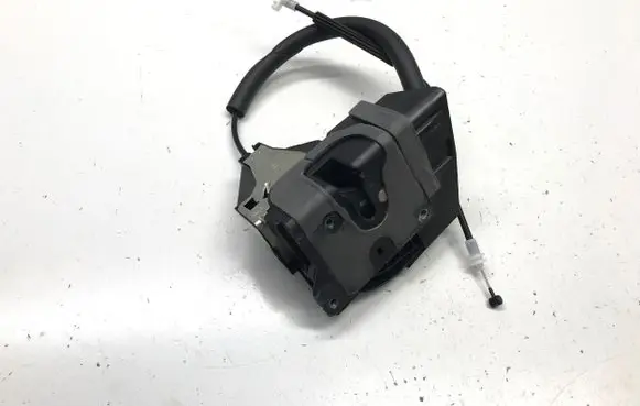 Jaguar I-Pace Front door lock J9D3203A28AF
