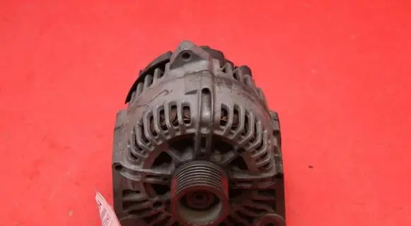 Renault Megane II Generator/alternator TG11C010