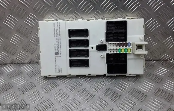 BMW 1 F20 F21 Fuse module 932478401