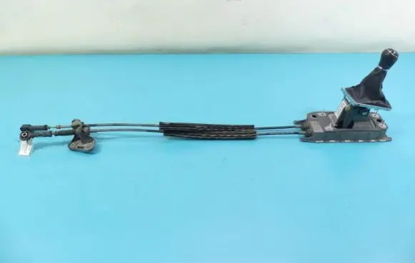 Volkswagen PASSAT B7 Gear shift cable linkage 3C0711049AG IMPRK1114599
