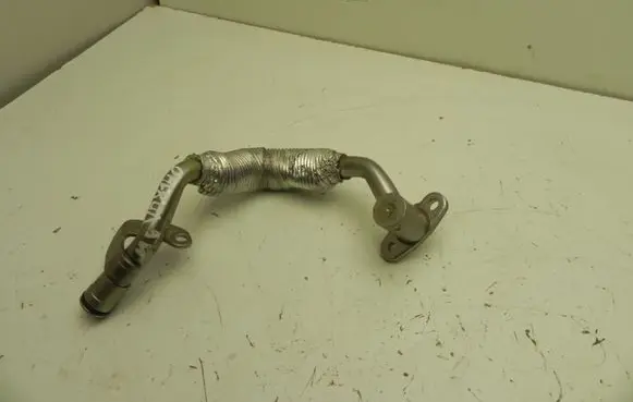 BMW 4 F32 F33 Oil fill pipe 7848526 VD8140