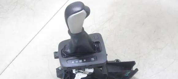 Suzuki Vitara (LY) Gear shifter/selector