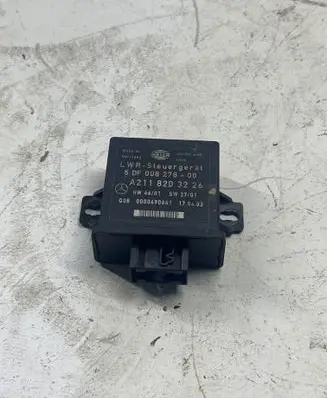 Mercedes-Benz E W211 Other control units/modules A2118203226 0000490661 5DF00827800