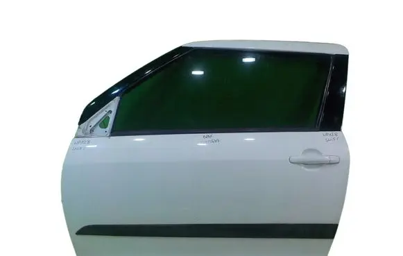 Suzuki Swift II Front door PRZOD LEWE