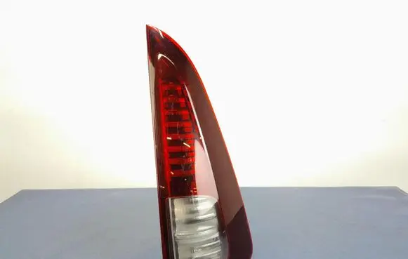 Renault Espace - Grand espace IV Rear/tail lights 8200394724