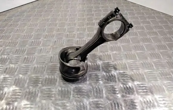 Volkswagen Touran I Piston with connecting rod