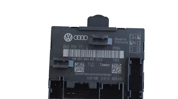 Audi A4 Allroad Door control unit/module 8K0959792Q