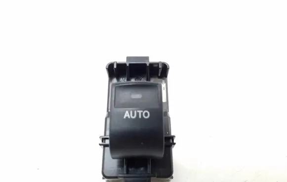 Toyota Auris E180 Electric window control switch 8481002140