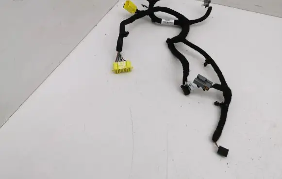 Jeep Cherokee Seat wiring loom P68247825AA