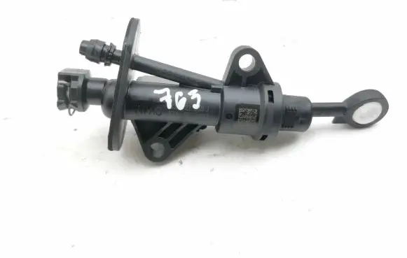 Audi Q2 - Clutch master cylinder 5Q0927810A