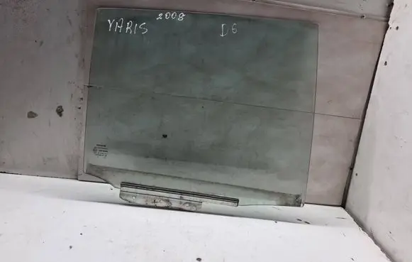 Toyota Yaris Rear door window glass 43R00048 M24M188A