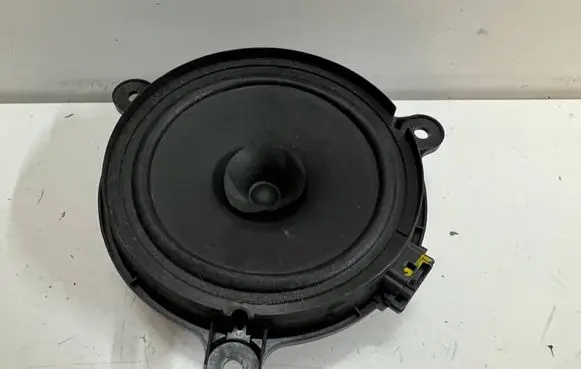Mazda 3 III Front door speaker BHP166960