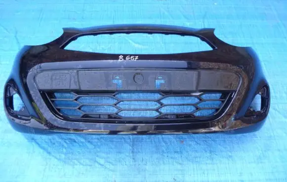 Nissan Micra C+C Front bumper