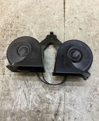 Ford F150 Horn signal A046495 7Y0400