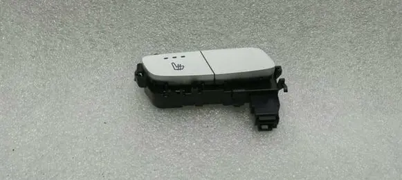 Mercedes-Benz C W205 Seat heating switch A2139057302