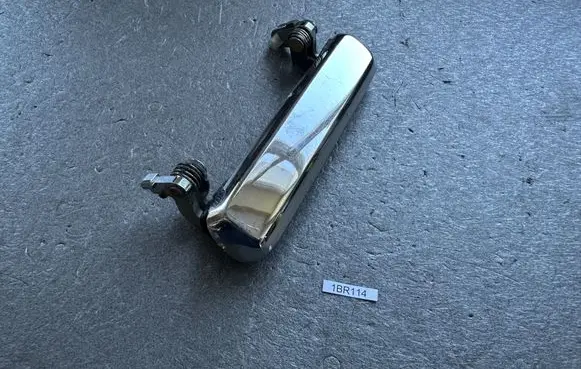 Nissan Patrol Y60 Front door exterior handle 80607C6800