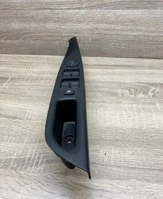 Mazda 6 Electric window control switch GJ6A684L6
