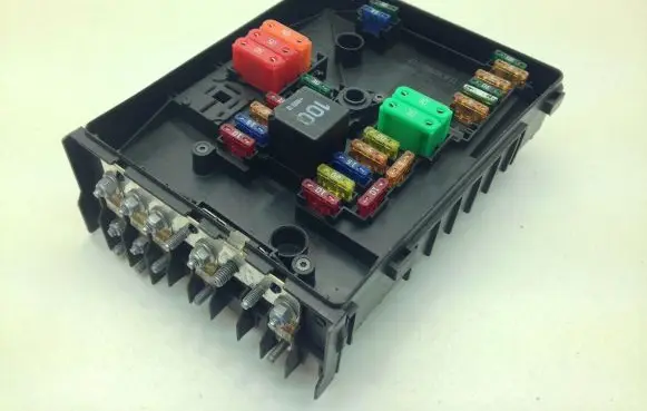 Volkswagen Golf Plus Fuse box set 1K0937125A