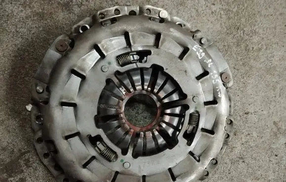 BMW 5 E39 Clutch set kit 824010910
