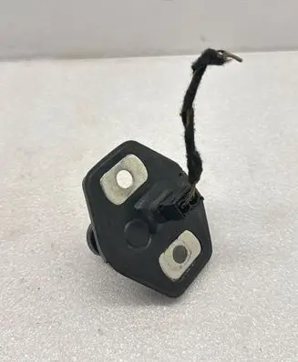 BMW 5 E39 Rear door lock loop/hook striker 8176350
