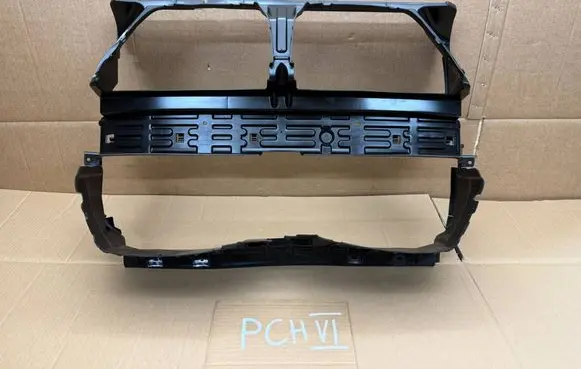 BMW M3 G80 Intercooler air guide/duct channel 51748074611