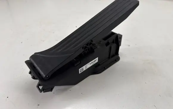 Alfa Romeo Stelvio Accelerator throttle pedal 00505513360