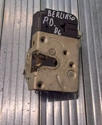 Citroen Berlingo Front door lock