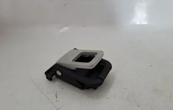 Toyota Avensis T270 Tie down hook / loop 6631005030C0 6631005030