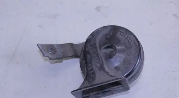 Volkswagen Golf IV Horn signal 191951223