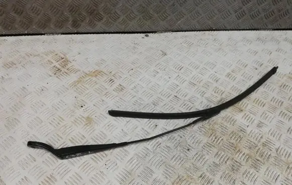 Citroen C3 Front wiper blade arm 9673291980