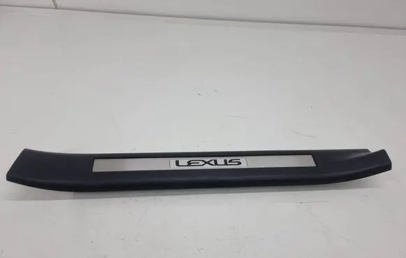 Lexus RX 450H Front sill trim cover 679048130