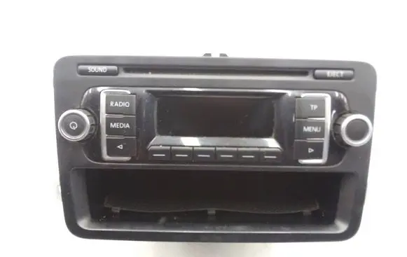 Volkswagen Polo V 6R Radio/CD/DVD/GPS head unit 5M0035156D VWZAZ1L2052170