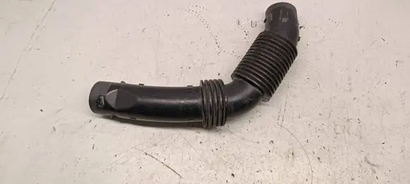 Peugeot 3008 I Air intake duct part 9675055580
