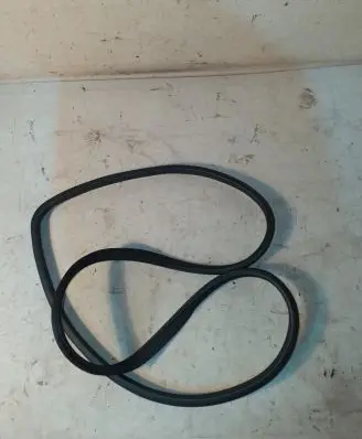 Mercedes-Benz C AMG W204 Front door rubber seal A2046971651