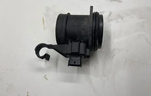 Volvo S60 Mass air flow meter 0281002730