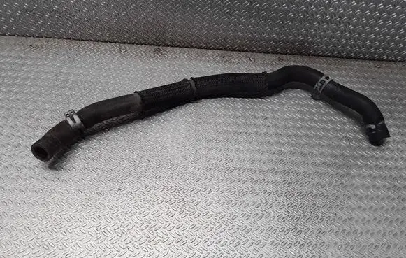 Volvo S80 Engine coolant pipe/hose