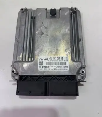 Volkswagen Crafter Engine control unit/module 05L907309AE 0281039570