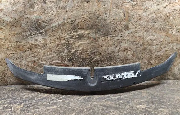 Maserati Quattroporte Front bumper foam support bar 67069200
