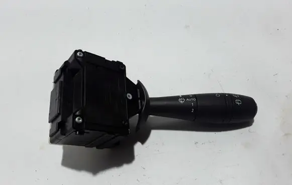 Renault Captur Wiper switch 8201168016