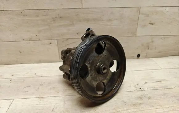 Citroen C8 Power steering pump 9645015180 7617955510