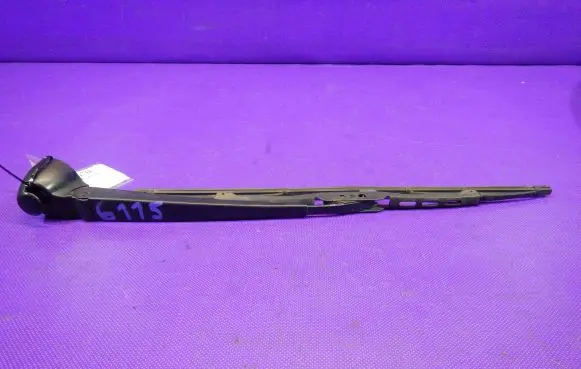 Seat Ibiza II (6k) Rear wiper blade arm 1J6955707A