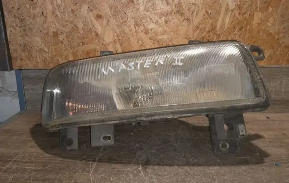 Renault Master II Headlight/headlamp
