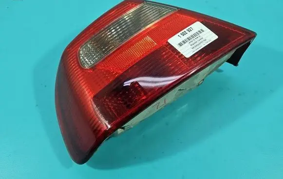Mitsubishi Carisma Rear/tail lights IMPRK1502927
